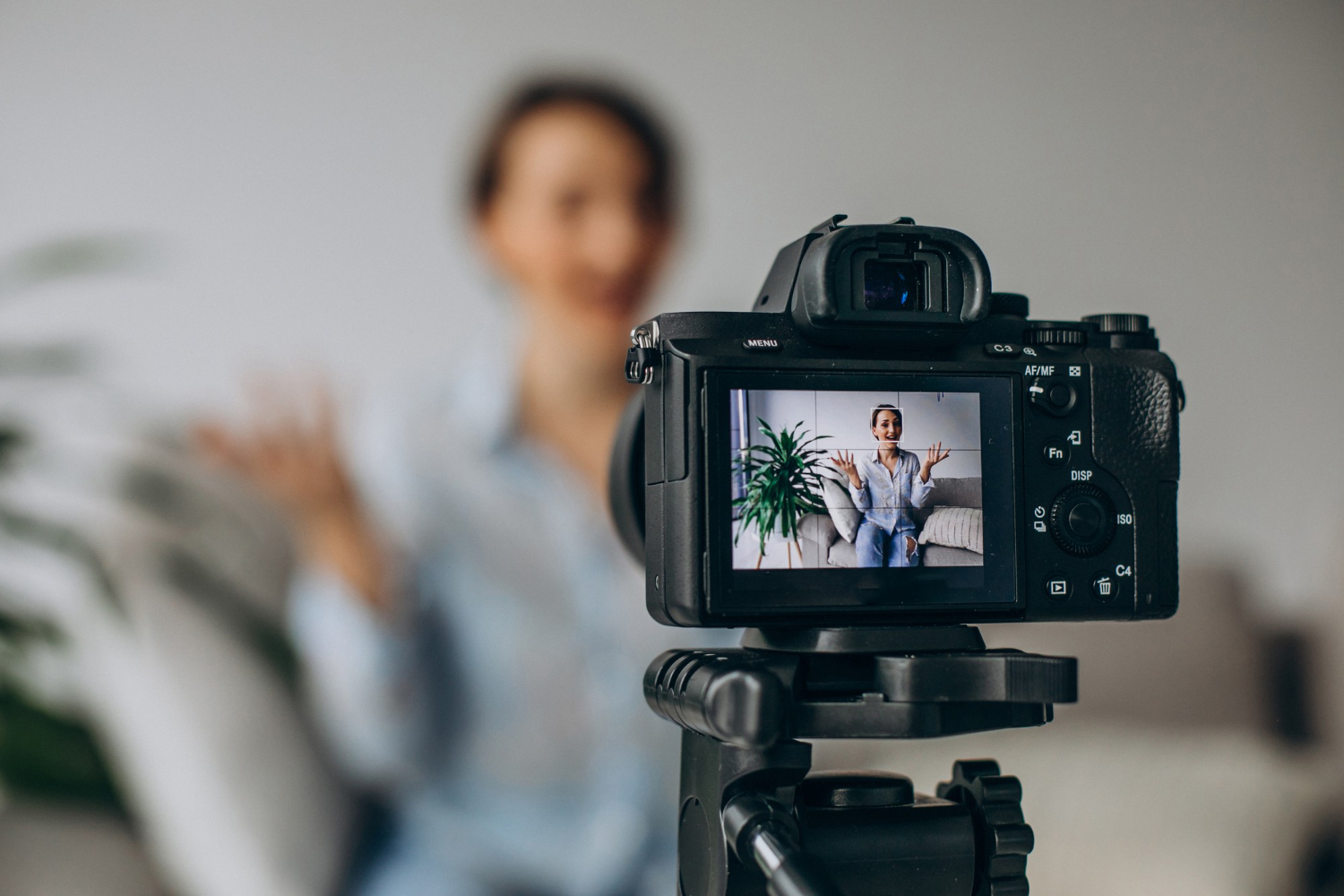 Video Production 2 : How to Create Thumb-Stopping Videos for Social Media